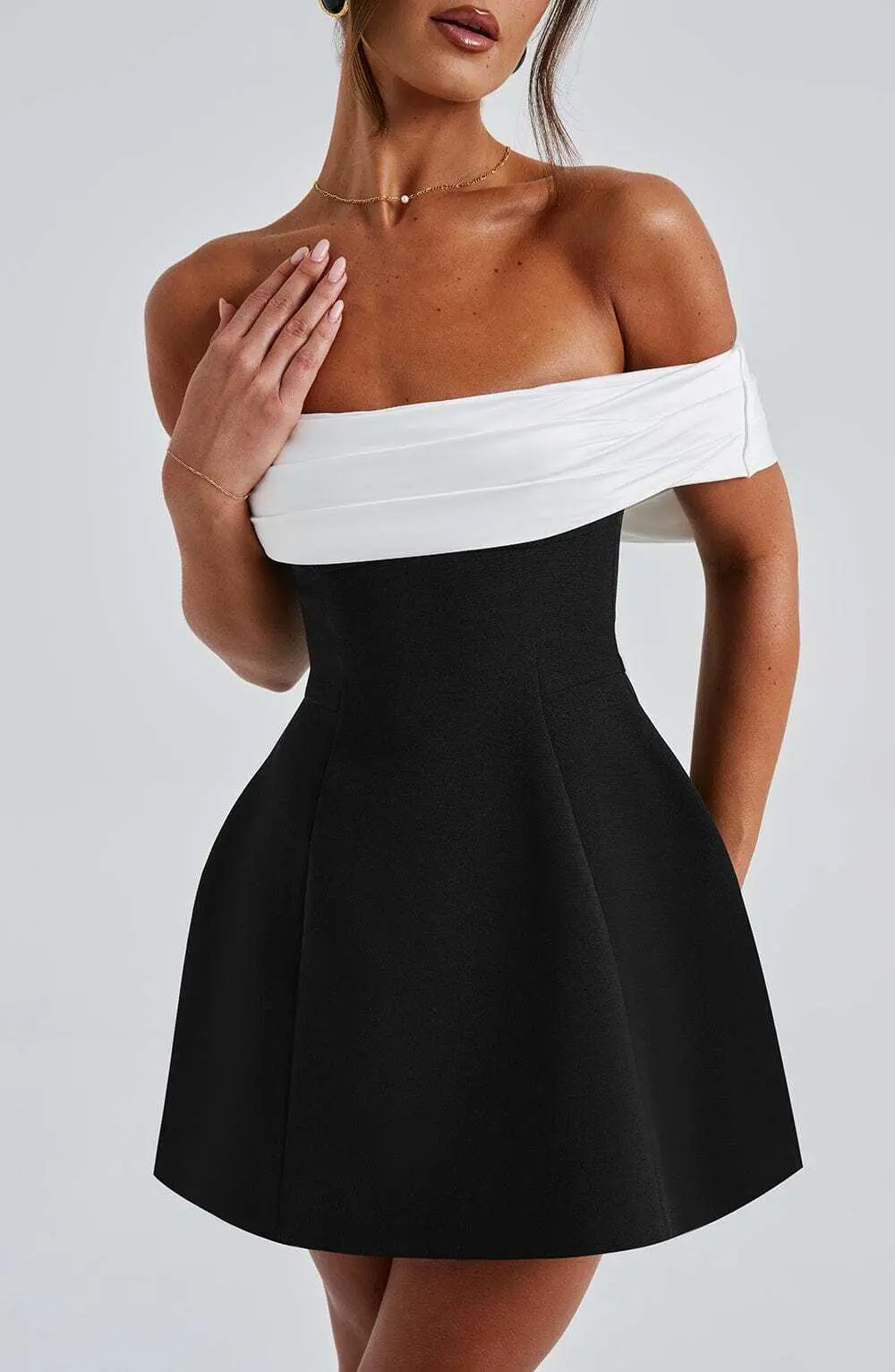 Delta Mini Dress - Black/White - Image 4