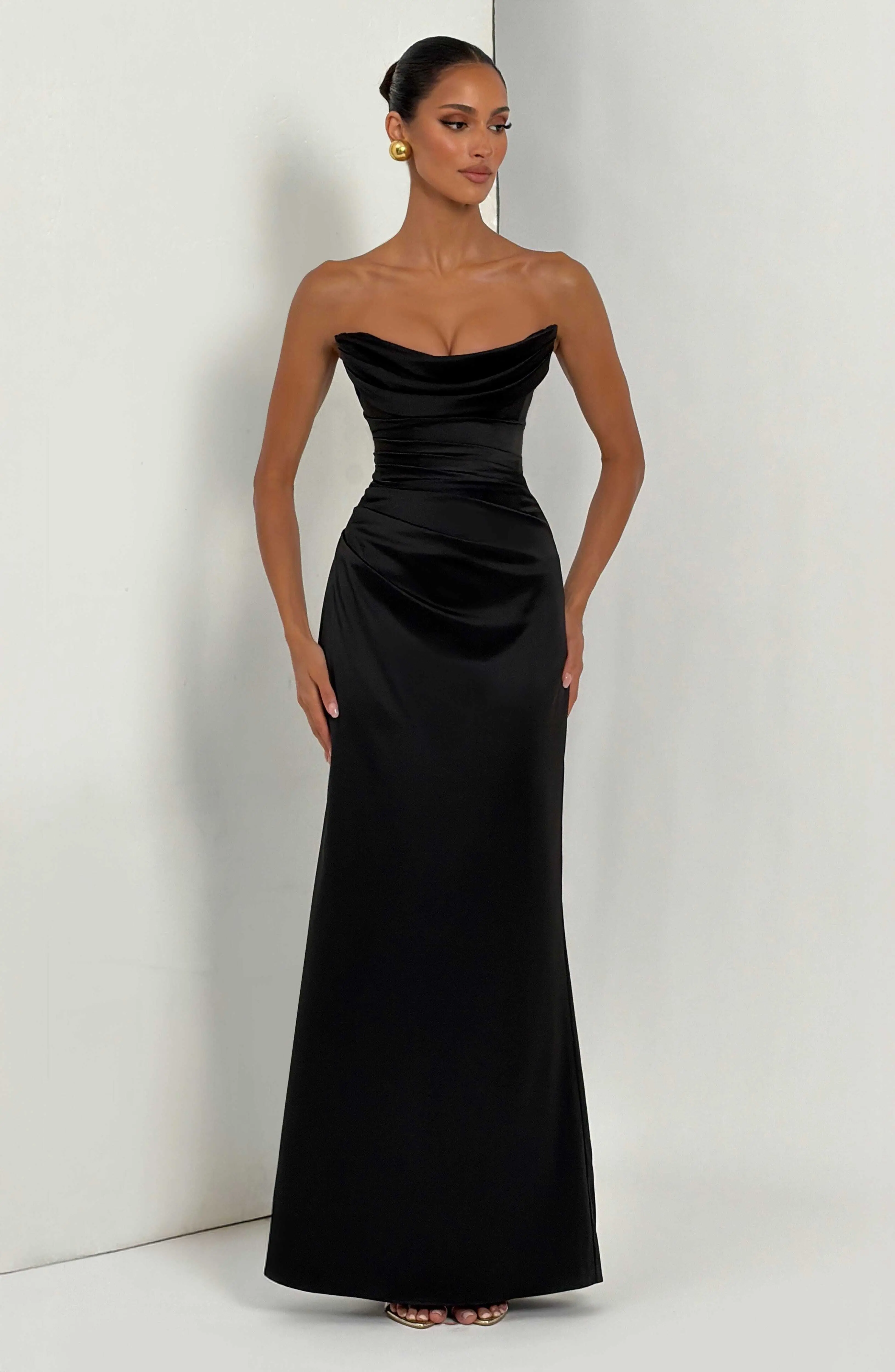 Vessa Maxi Dress - Black - Image 7