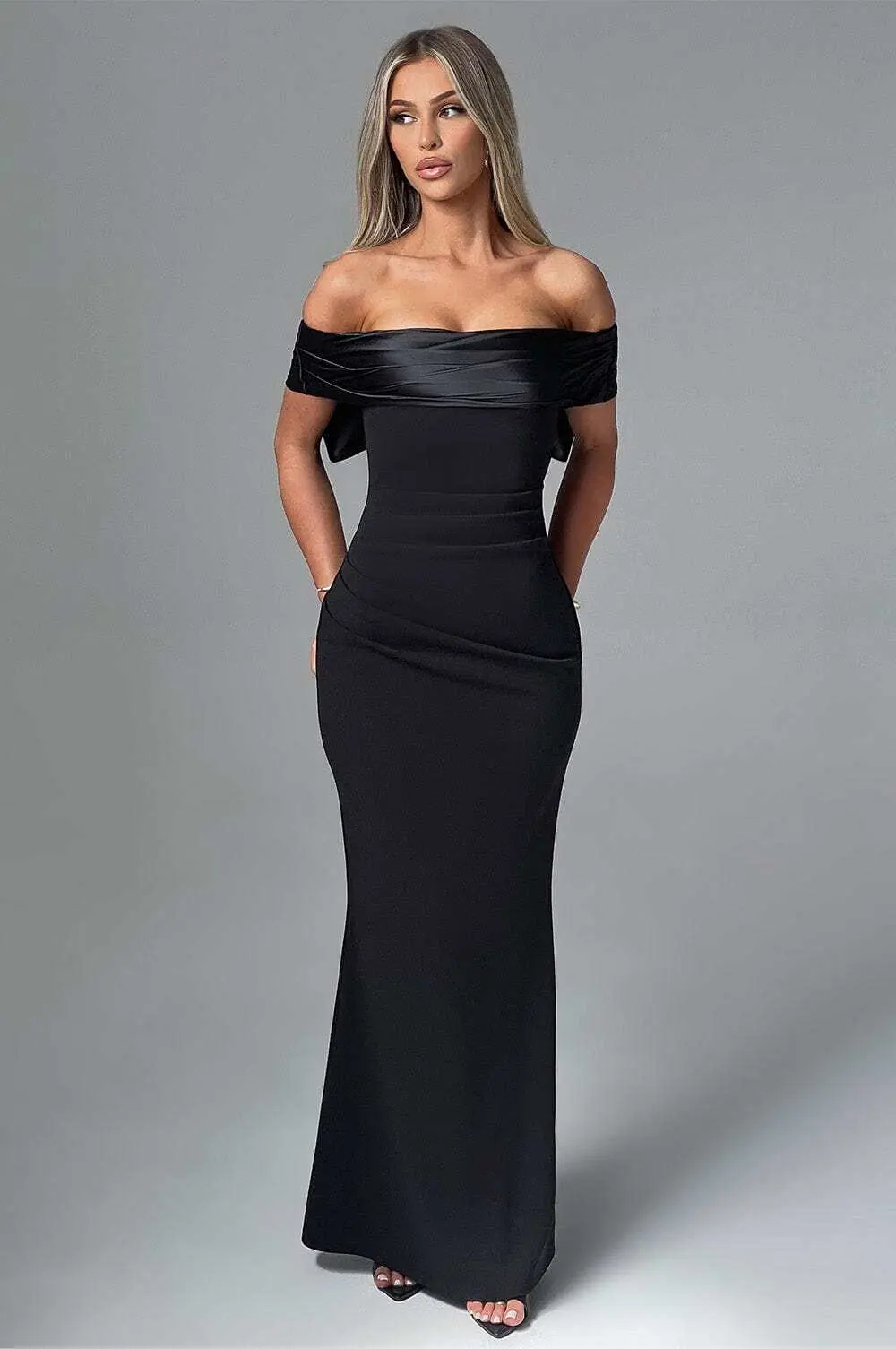 Joanna Maxi Dress - Black - Image 4