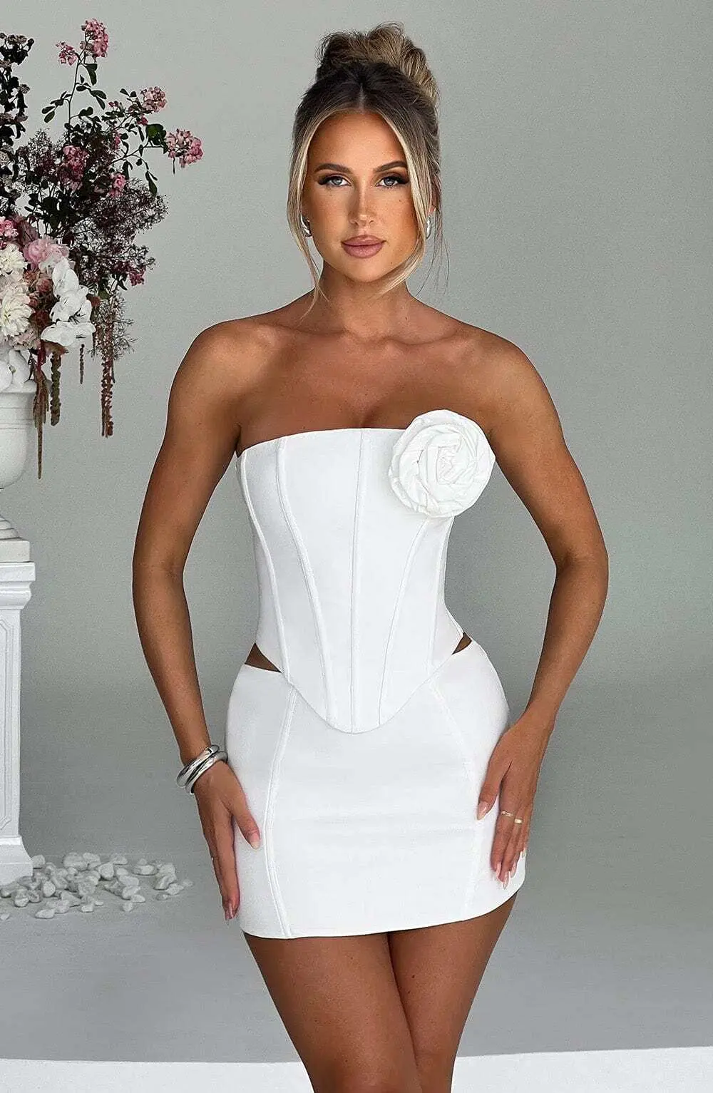 Jacquie Mini Skirt - Ivory - Image 3