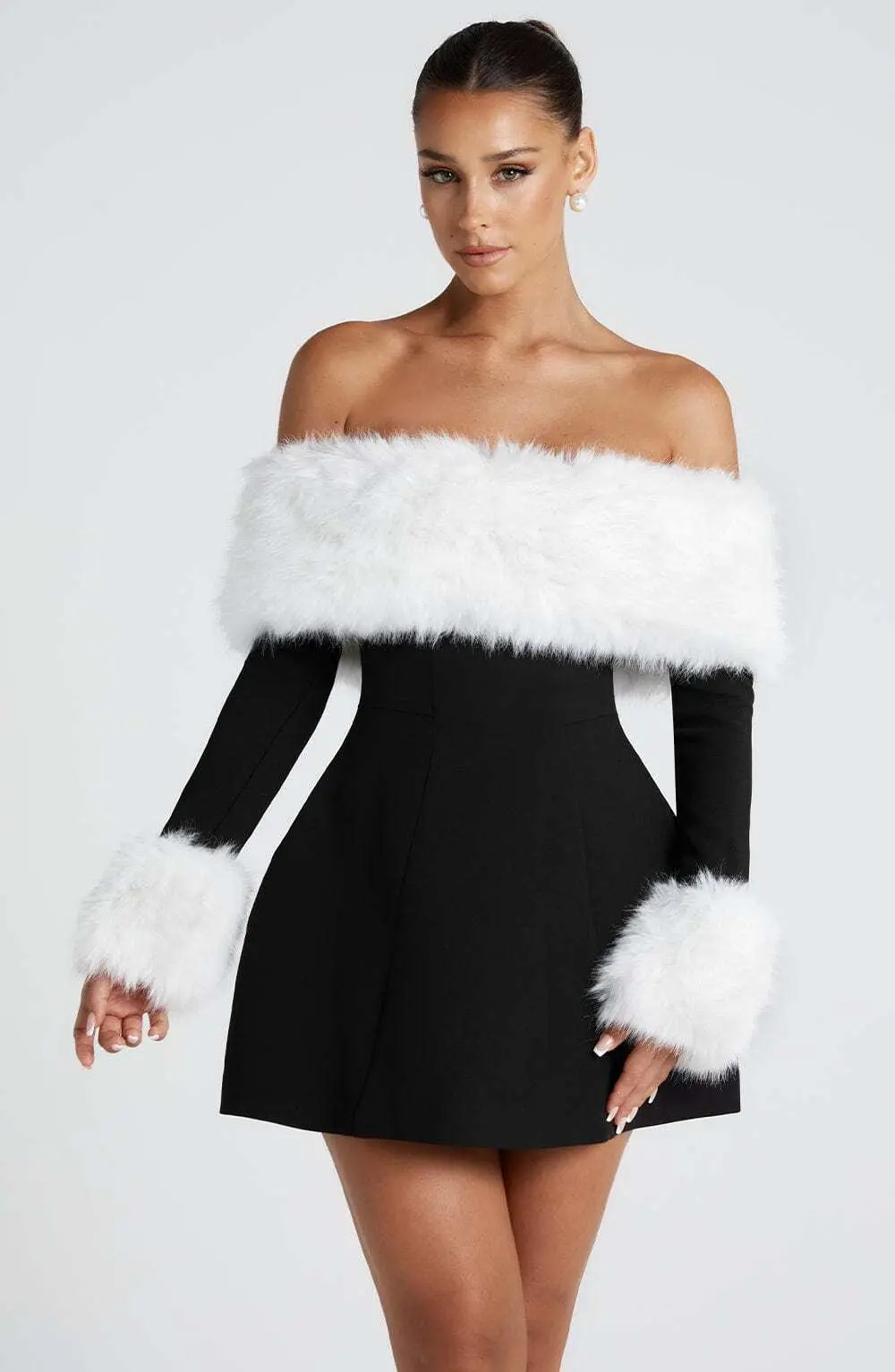 Villanelle Mini Dress - Black/White - Image 11