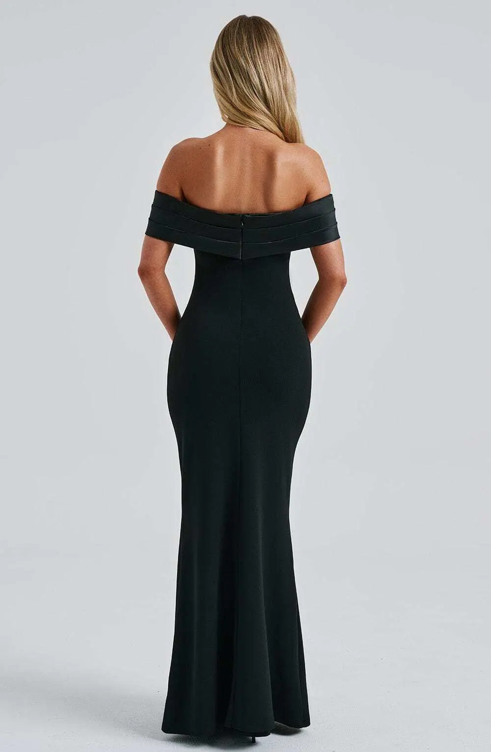 Joanna Maxi Dress - Black - Image 9